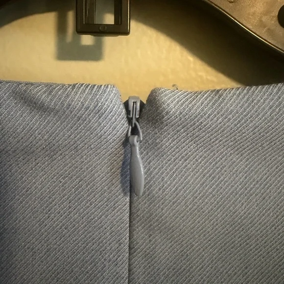 Banana Republic light blue 3/4 sleeve ruffled hem Fitted mini dress size 2 - Picture 8 of 14